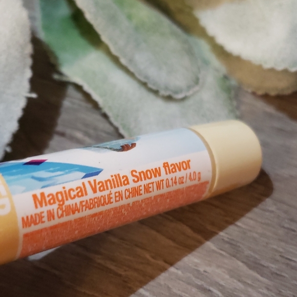 lip smacker magical vanilla snow - Picture 3 of 3